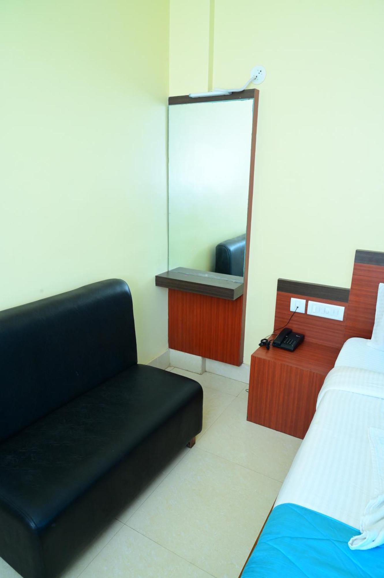 Mor Hotel Annapurna Resort -Near Puri Sea Beach Best Selling & Best Choice Of Travellers Экстерьер фото